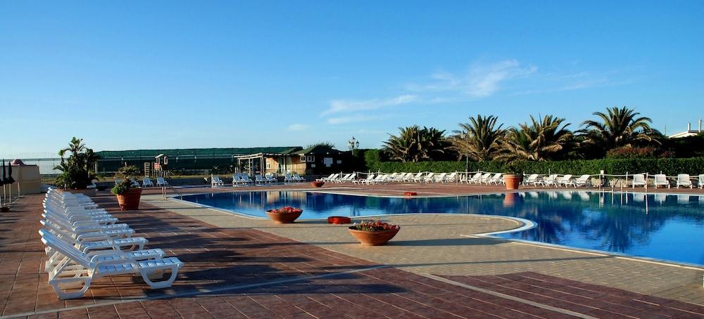 Th Cinisi - Florio Park Hotel Exterior foto
