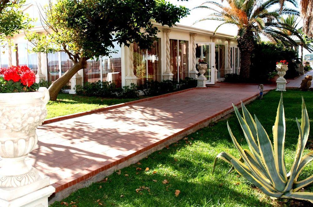 Th Cinisi - Florio Park Hotel Exterior foto