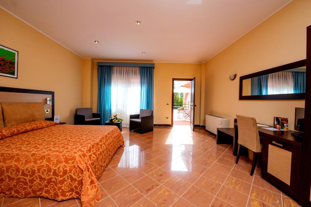 Th Cinisi - Florio Park Hotel Exterior foto