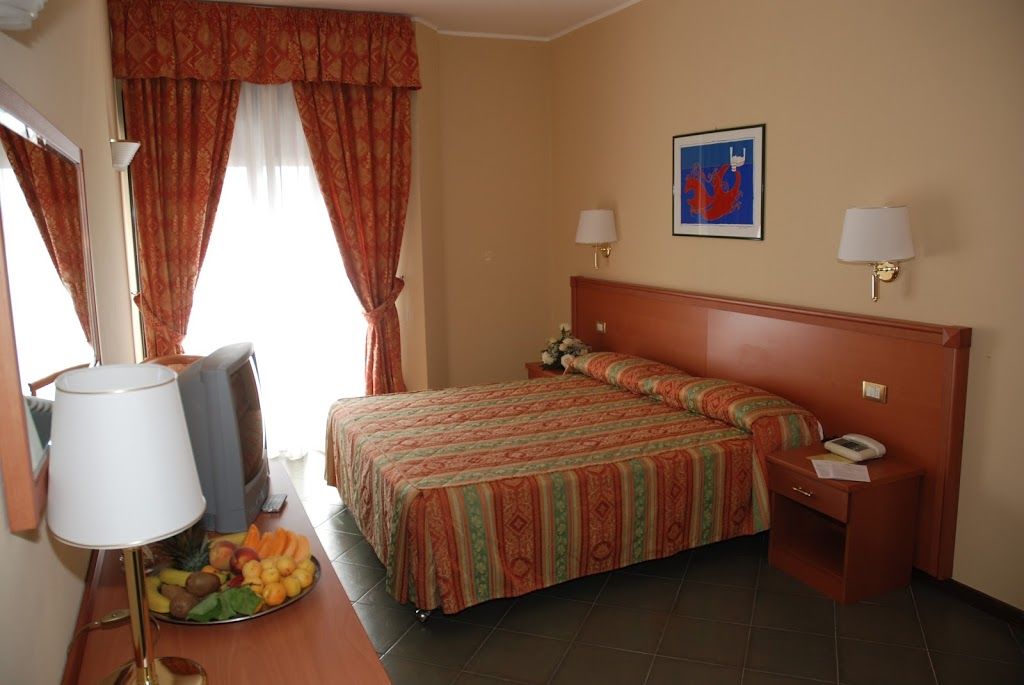 Th Cinisi - Florio Park Hotel Exterior foto