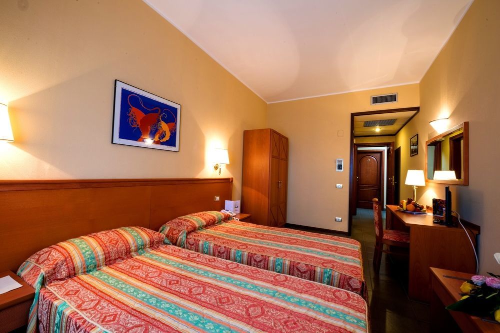 Th Cinisi - Florio Park Hotel Exterior foto