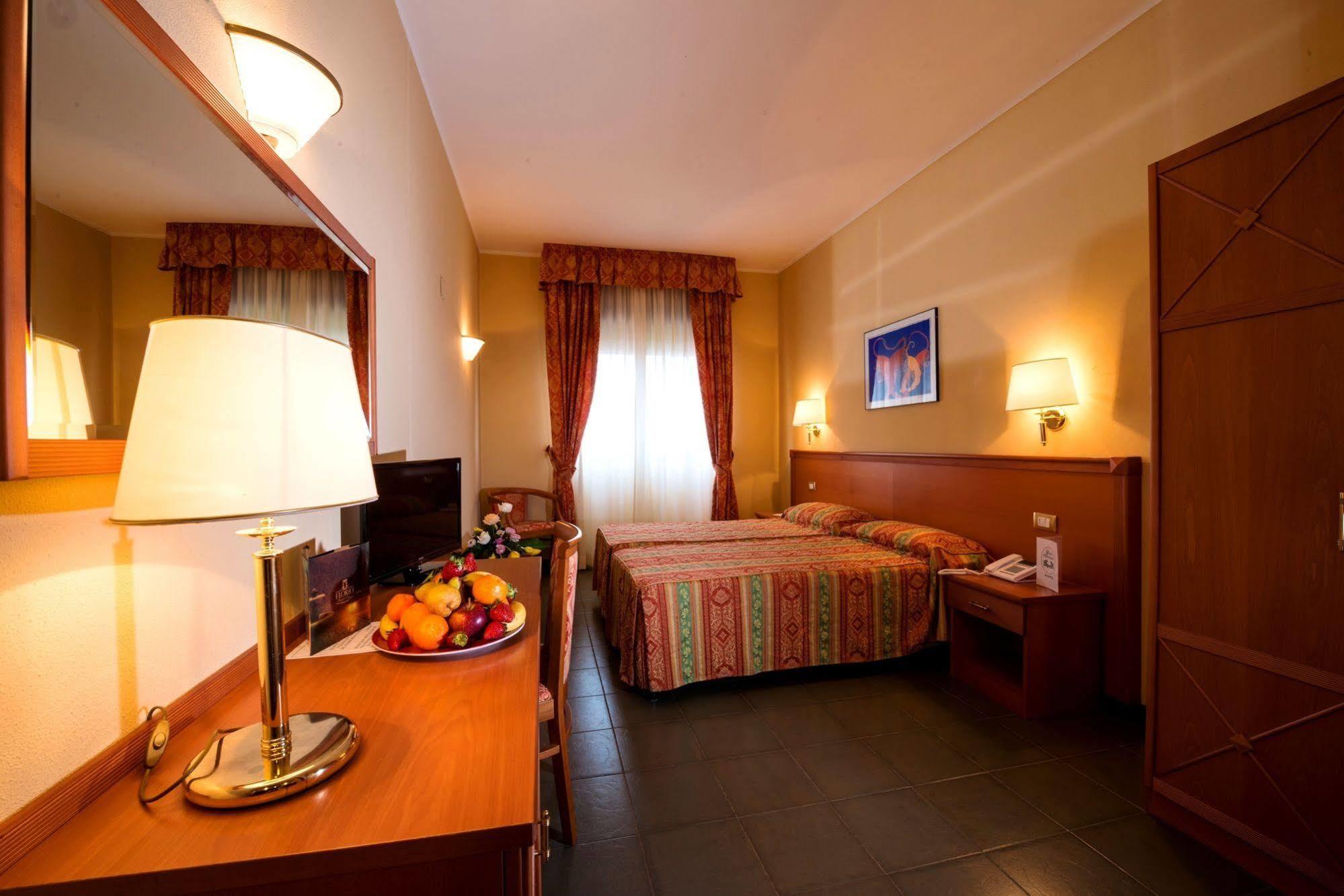 Th Cinisi - Florio Park Hotel Exterior foto