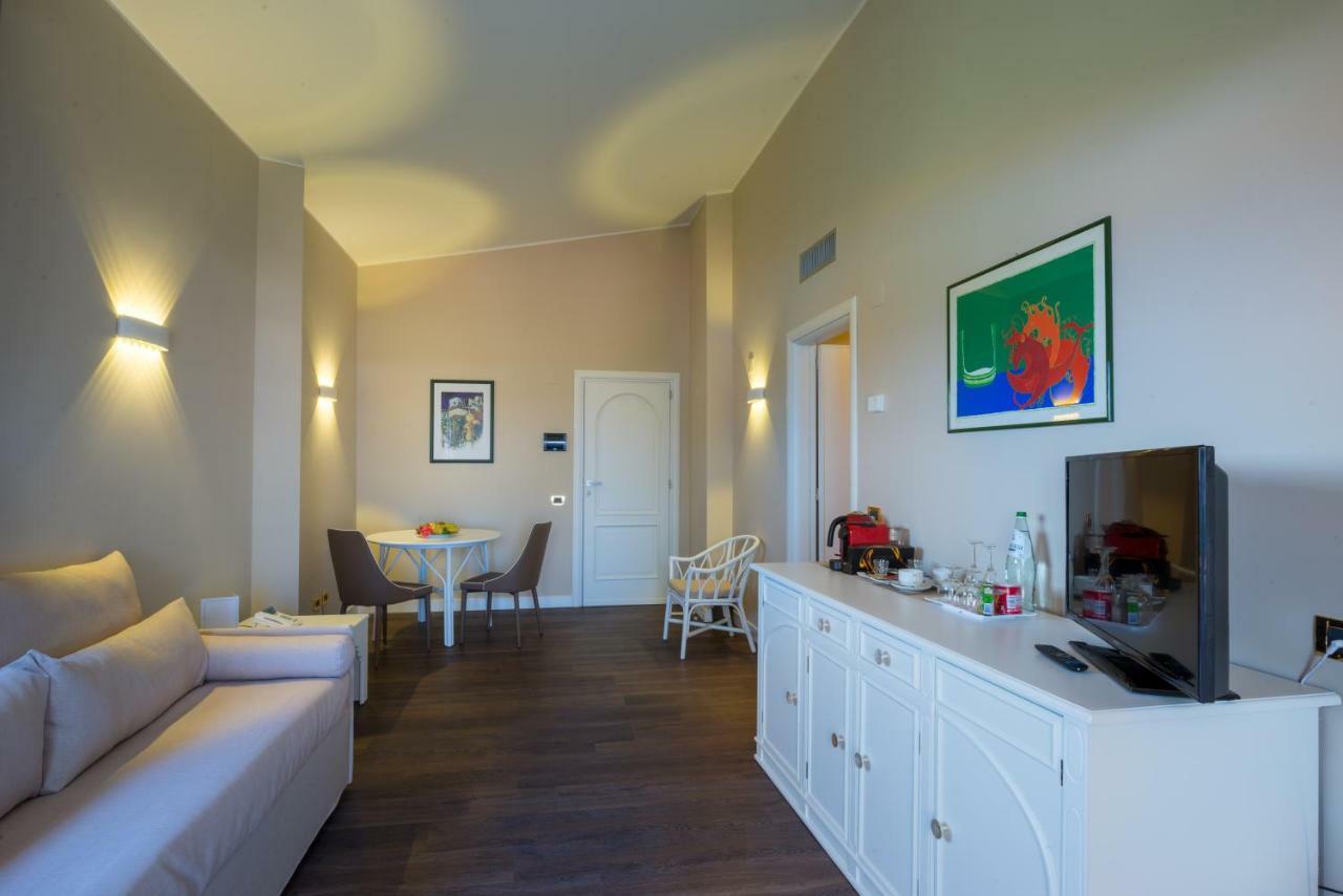 Th Cinisi - Florio Park Hotel Exterior foto