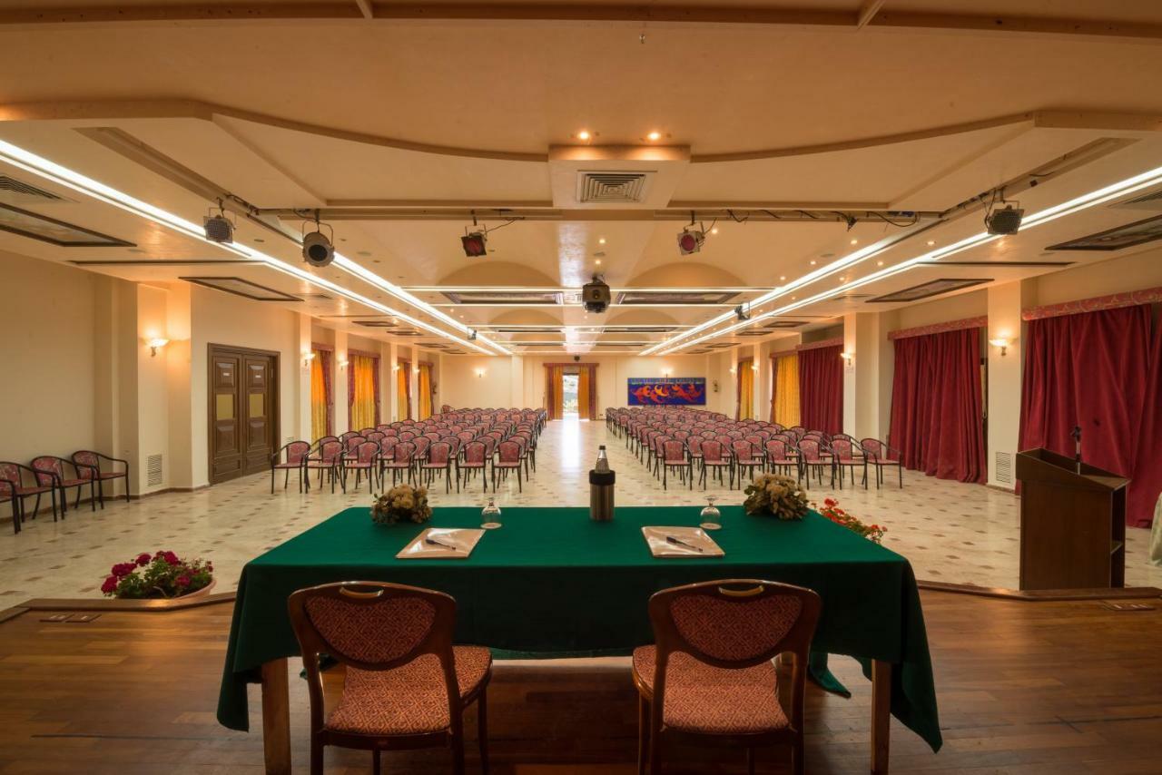 Th Cinisi - Florio Park Hotel Exterior foto